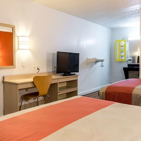 Motel 6 Little Rock North North Little Rock Exteriör bild